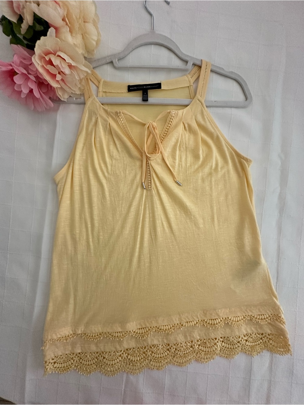 White House Black Market NWOT Pale Yellow Crochet-Trim Camisole